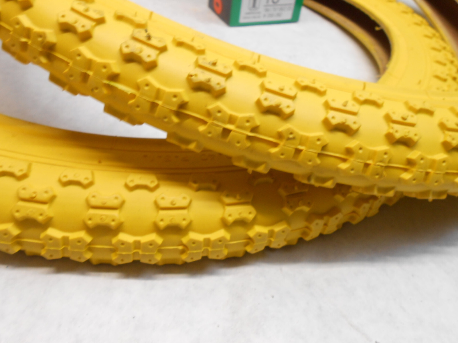 Pair 18x2.125 Bicycle Tires and Tubes BMX Comp 3 Tread Yellow Fit all