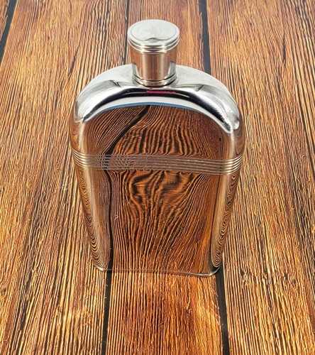 Fiaschetta Williamsburg Reed & Barton NRA Country acciaio inox lucido inciso - Foto 3 di 9