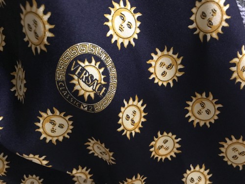 VERSACE HERREN/DAMEN HEMD GR. S BUNT SONNENMUSTER SEIDE - Bild 11 von 12