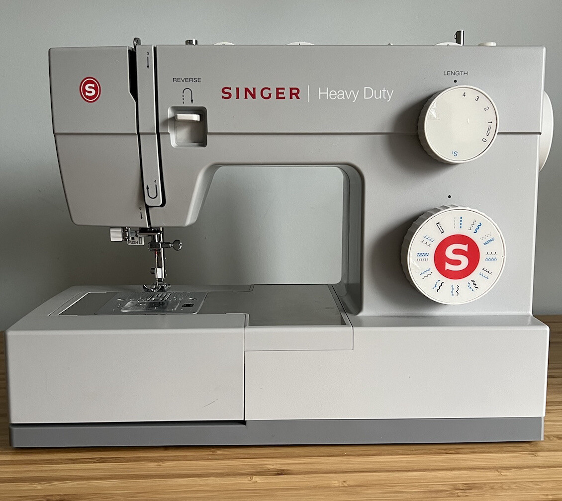 Singer Heavy Duty 4423 Sewing Machine eBay