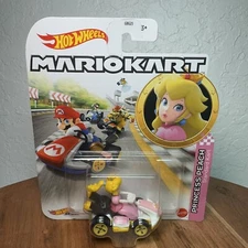 NEW Mattel GBG28 Hot Wheels Mario Kart 1:64 PRINCESS PEACH Standard Diecast Car
