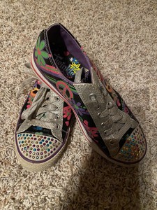 converse light up shoes