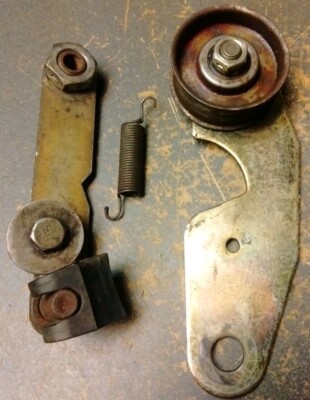 Briggs Murray 761196MA  Idler Pulley Bracket & Brake Arm Asm  581540MA NLA