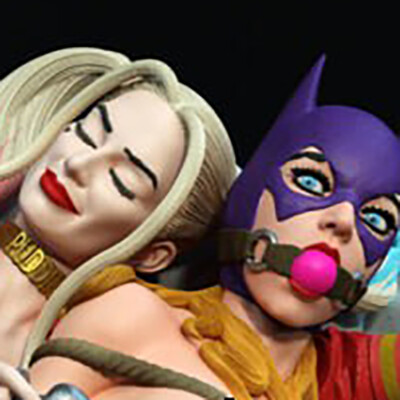 1/24 Scale Resin Figure Model Kit Harley Quinn and Batgirl Unpainted Unassembled