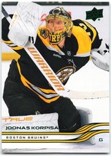 2025-26 Upper Deck Series 1 Holiday SP Green Foil #9 Joonas Korpisalo Boston