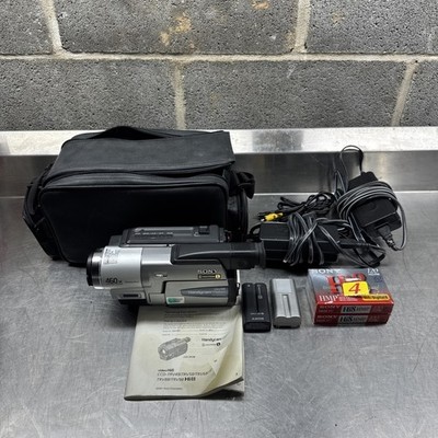 Sony CCD-TRV68 NTSC Video Hi8 Handycam Camera Camcorder 460x Digital Zoom 