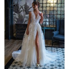 Vintage Lace V-Neck A-Line Wedding Dress 3DFloral Appliqué High Slit Brides Gown