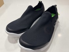 OOFOS OOMG Men  s Recovery Shoes In White Black Size 13 US MSRP 139.95