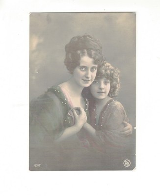 Postcard  Fantasy  Children  Famous  Grete Reinwald & older Model   TB 1857