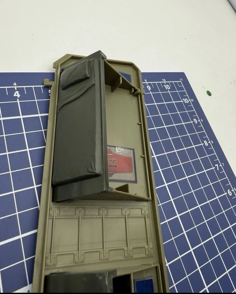 Hasbro 2009 GI Joe Rise of Cobra Pit Mobile Headquarters Part Panel - Image 3 of 4