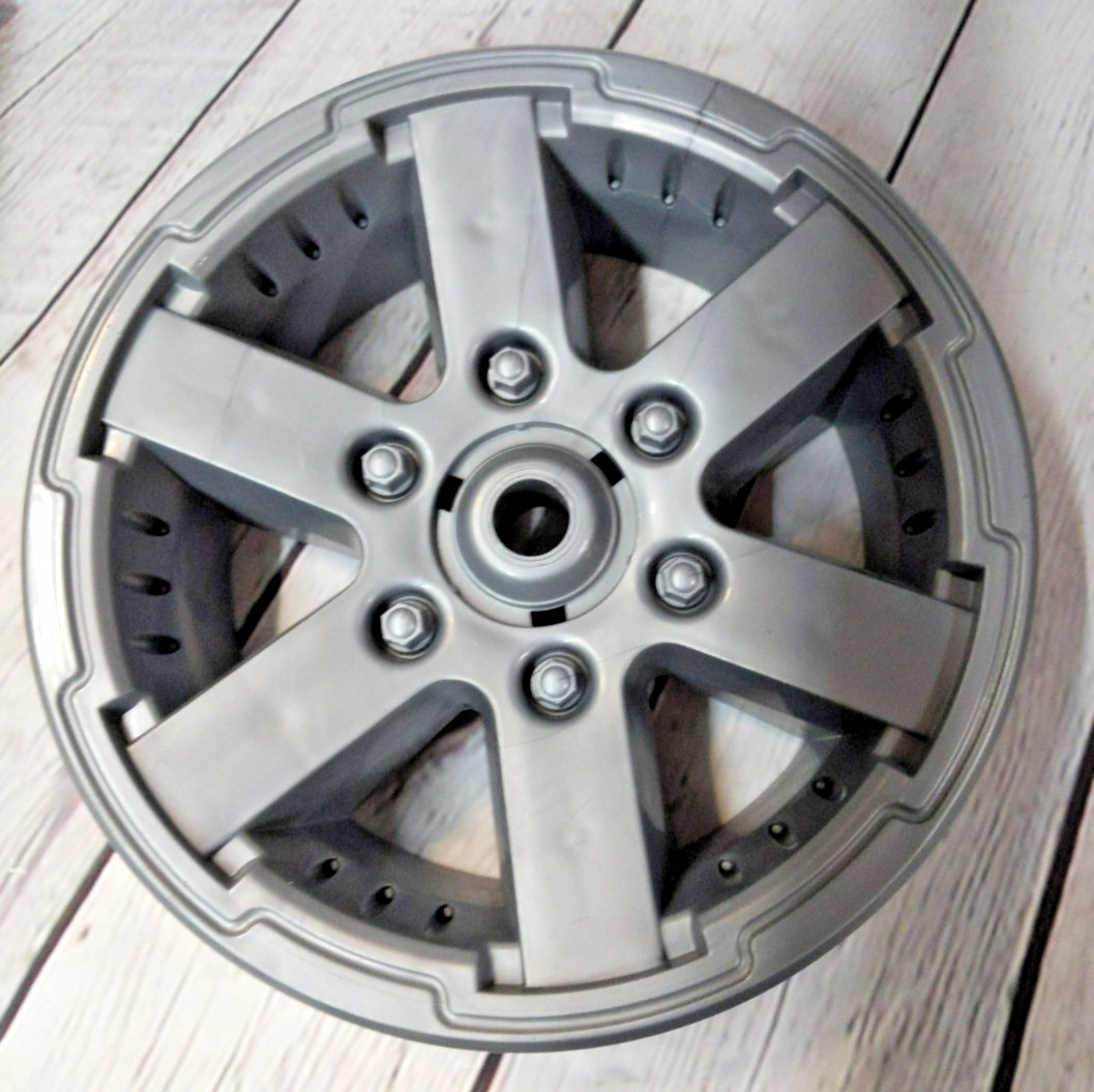 Hurricane Jeep Wheel Cover Gray, Outer Rim Only