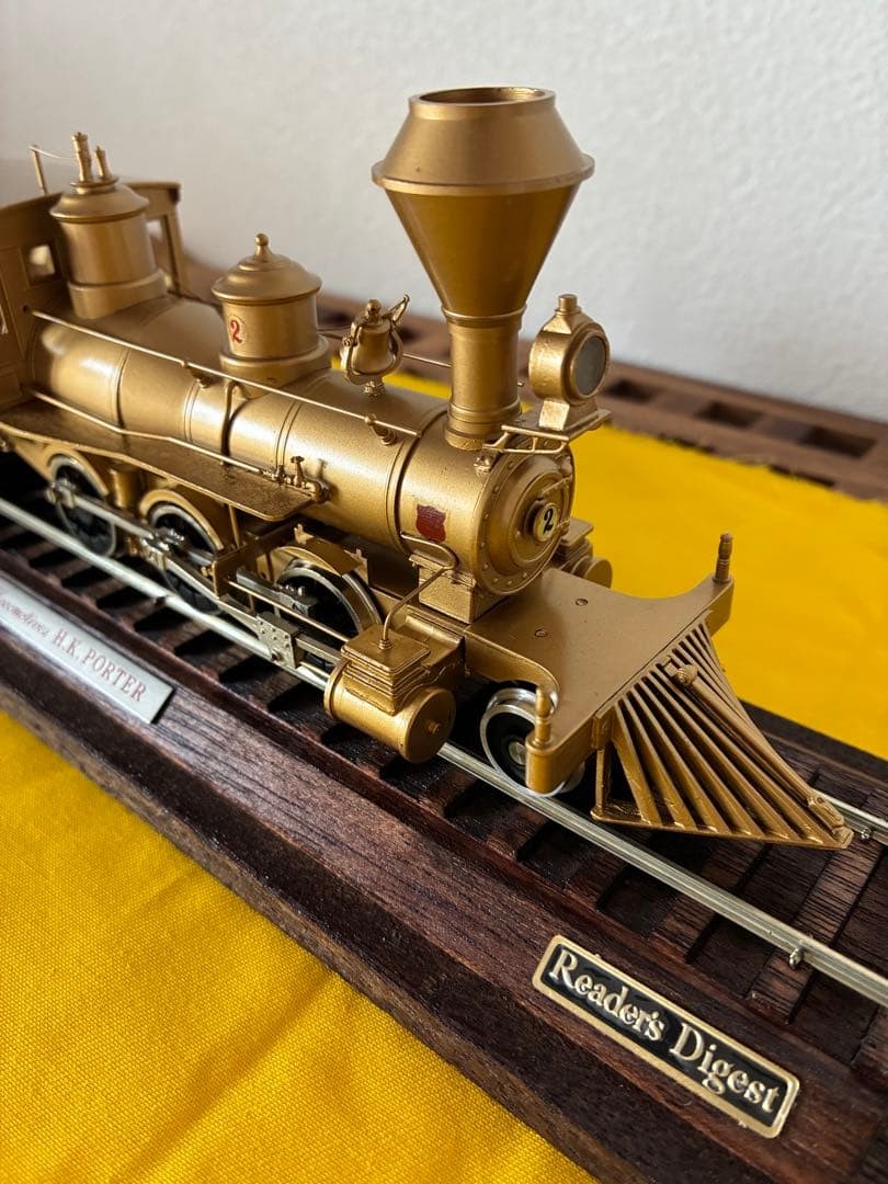 Benkei steam locomotive model metal rail base with case #b73da9