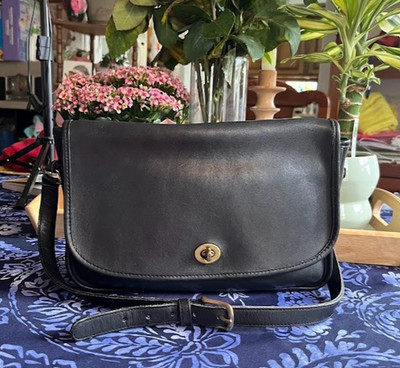 Authentic Vintage COACH 9790 City Bag Black Leather Crossbody Shoulder 80s-90s
