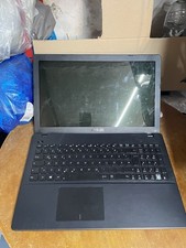 ASUS R513C Laptop 15,6 Zoll Intel Core I3 4GB RAM mit Mängeln