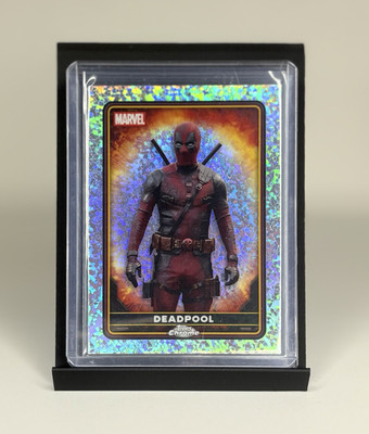 Topps 2025 Topps Chrome Marvel Deadpool & Wolverine Deadpool #21 Parallel