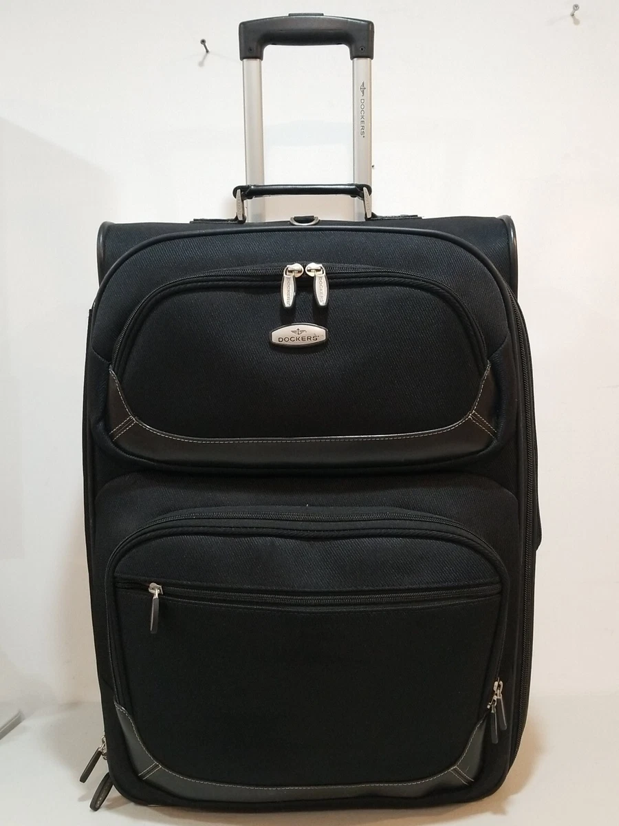 Luggage store with compartments