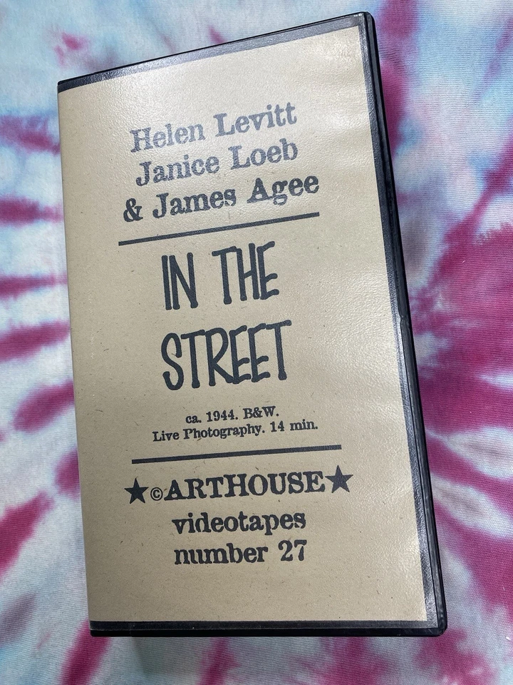 In The Street Helen Levitt Live Photography VHS Documentary Nyc Harlem 40s 1996 - Image 2 of 4