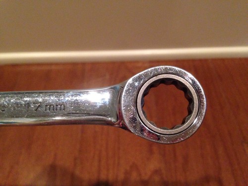 GearWrench 17mm Metric Combination Ratchet/Ratcheting Wrench - Picture 3 of 7