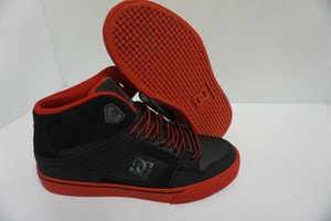boys dc skate shoes