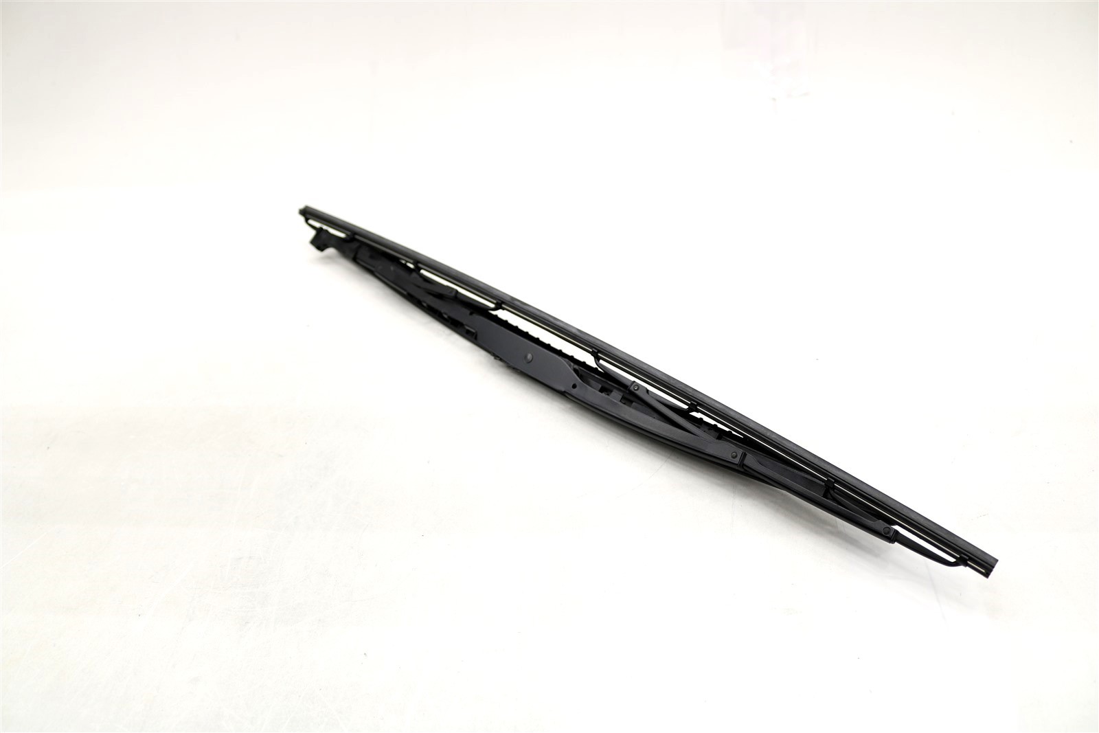 NEW OEM BMW 500mm / 20" Wiper Blade Right 61617004900 BMW E46 323 325