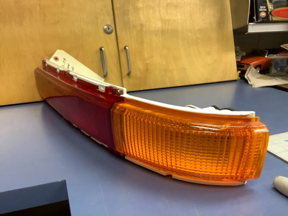 1977 1978 1979 79 Datsun Nissan 200SX lanterna traseira lateral direita fabricante de equipamento original - Imagem 4 de 4