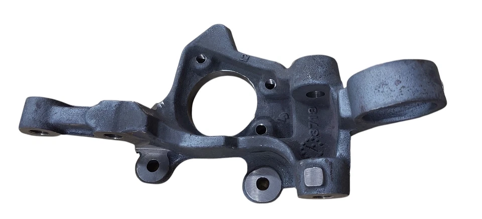 GM KNUCKLE RR 21011103 NUEVO OEM 21011103 Foto 2 de 3