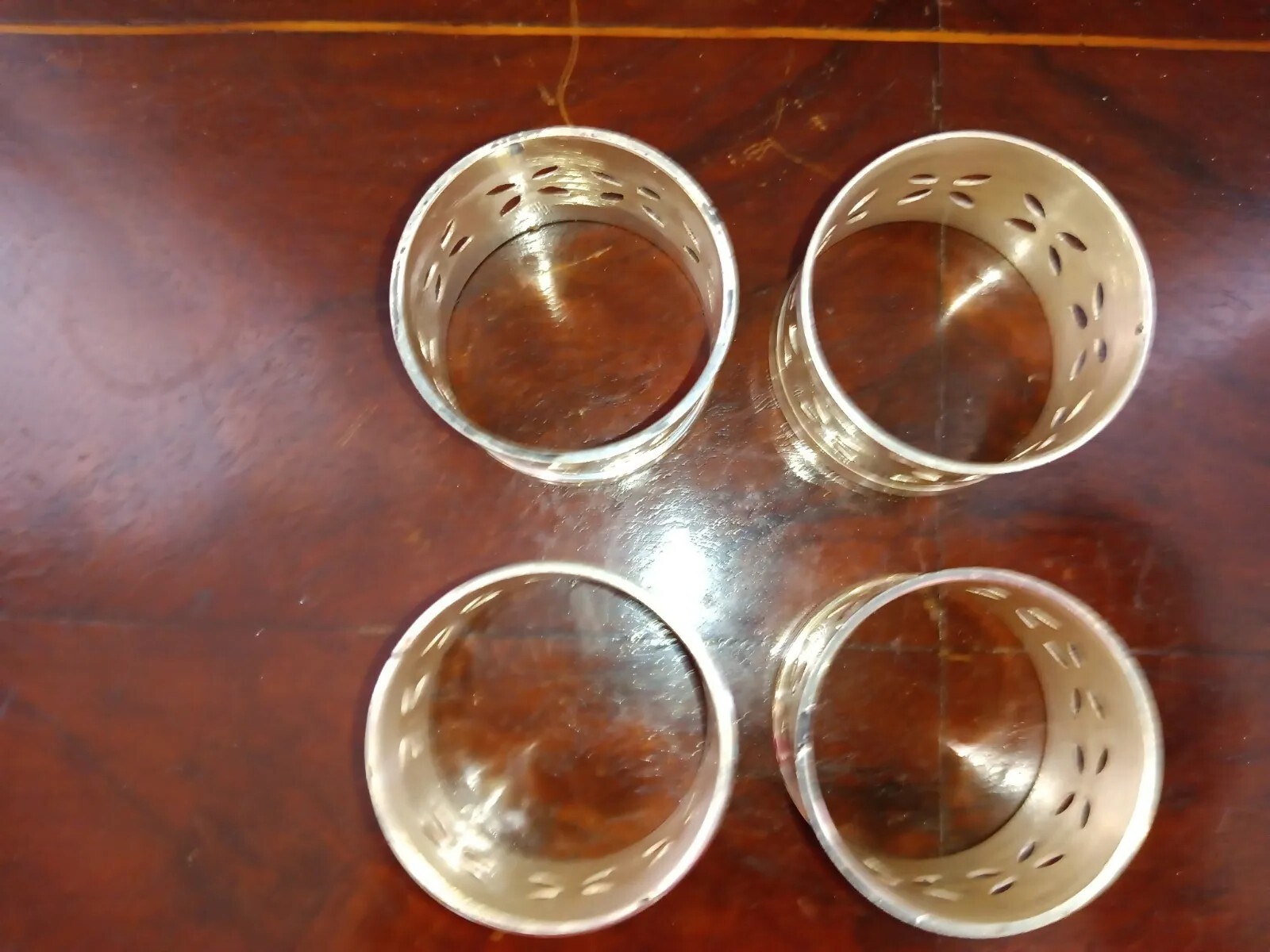 Set Of 4 Vintage Silver Plate NAPKIN RINGS India eBay