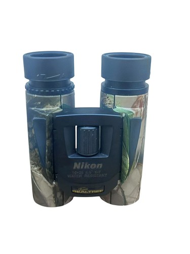 Nikon Team Realtree 10x25 Water Resistant Compact Camo Binoculars  w/ Case - Picture 2 of 9