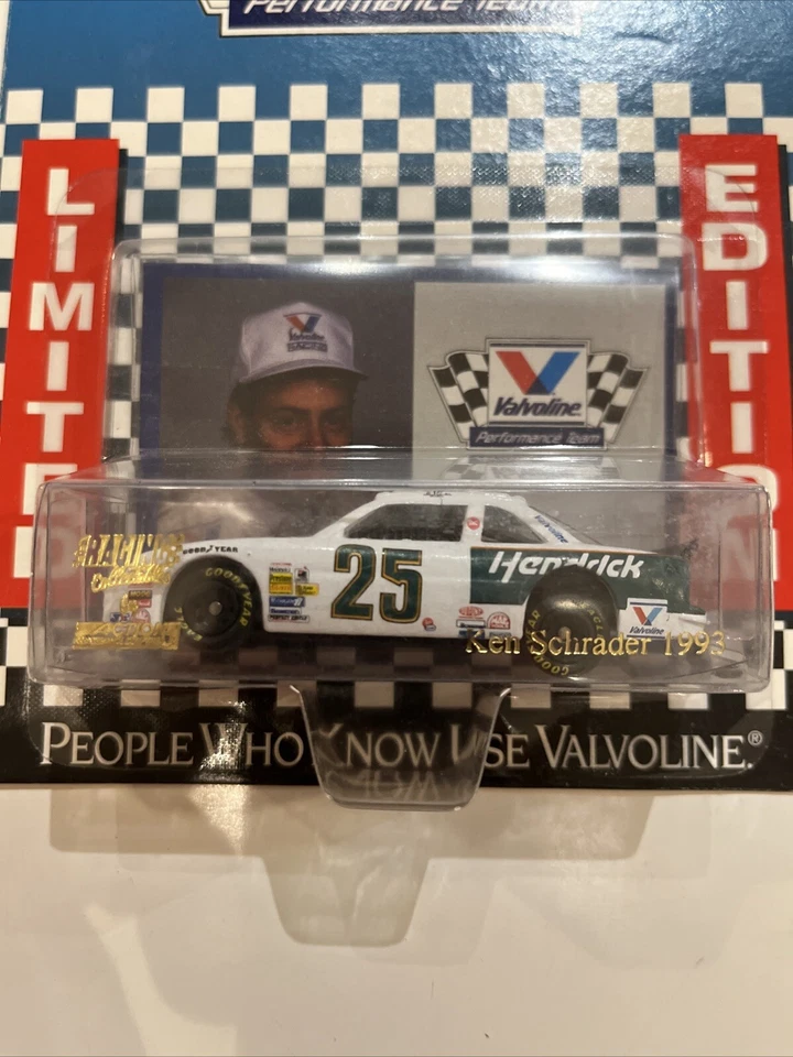 Ken Schrader #25 1993 Valvoline Limited Edition 1:64 Diecast Action Hendrick  - Image 2 of 3