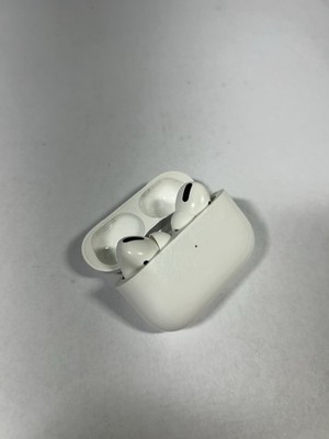 (Static Issue/Read Desc) Apple AirPods Pro 1st Generation MagSafe Charging Case
