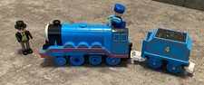 TOMY Thomas & Friends Gordon Big Express Engine No. 4 with Tender & Figures