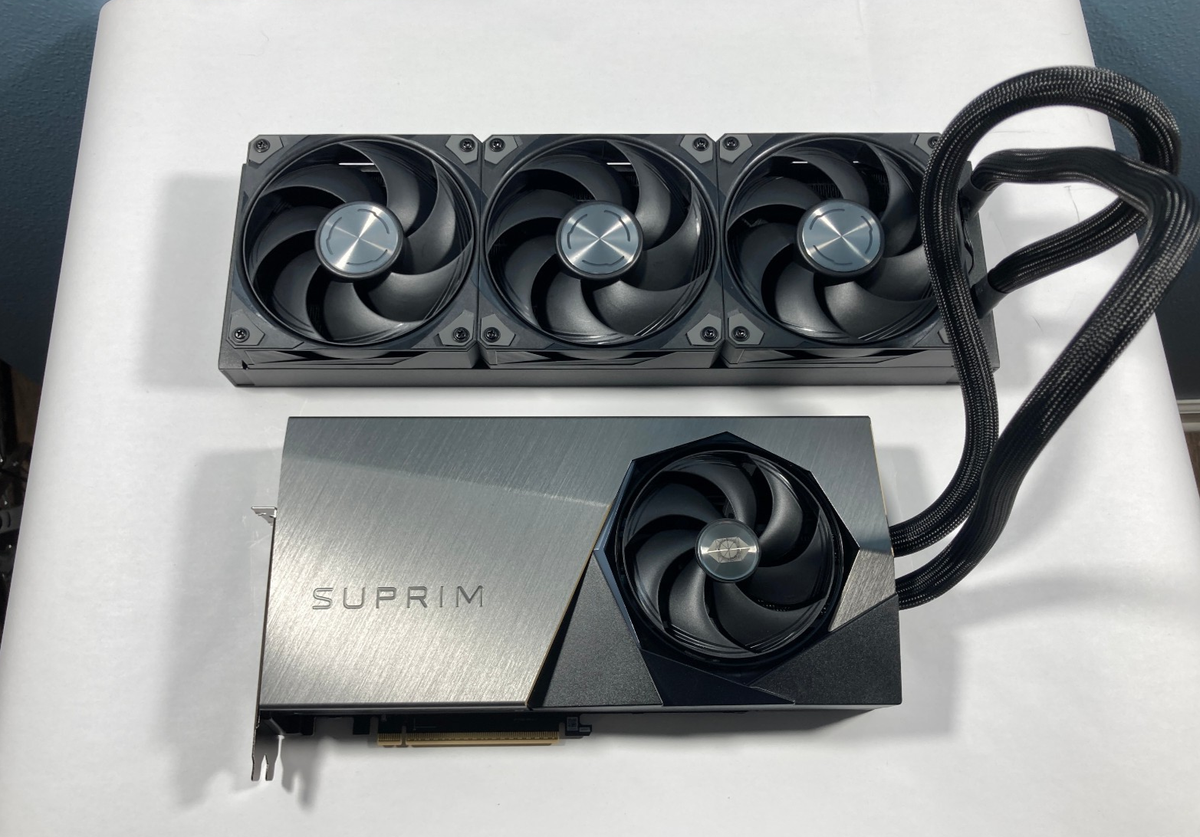 MSI GeForce RTX 5090 Suprim Liquid SOC 32GB GDDR7 Graphics Card