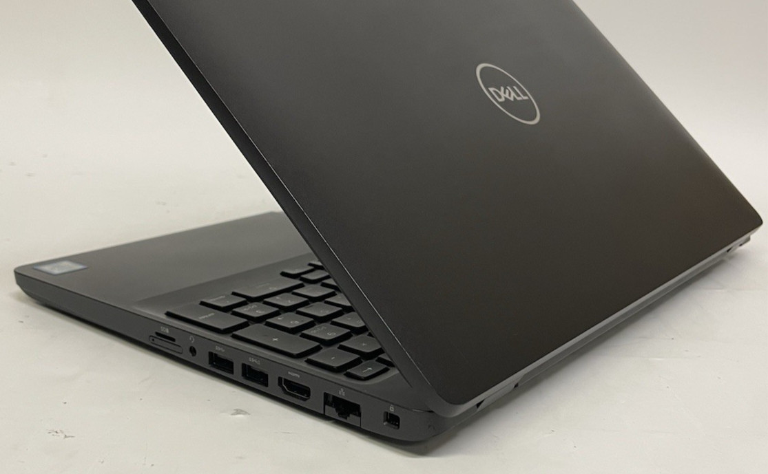 Dell Latitude 5500 15.6, 15-Inch Laptop, with Intel Core i7 8th Gen., 256 GB SSD (Solid State Drive), Windows 11 Pro