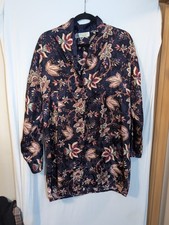VTG Victoria's Secret WM M/L Gold Label Sleep Shirt Black Floral Satin w Buttons