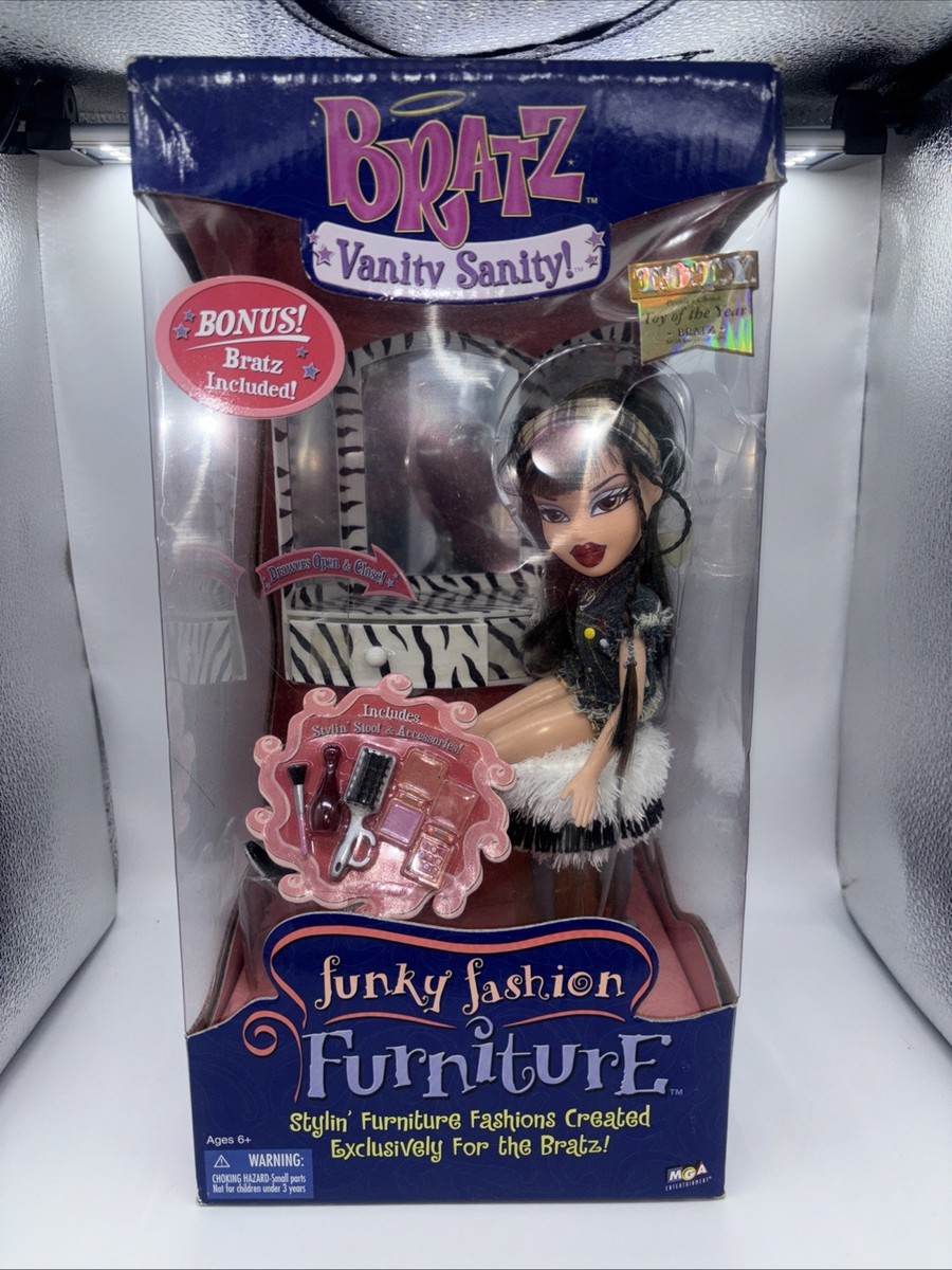 Bratz VANITY SANITY with Jade Doll Funky Fashion Furniture NRFB