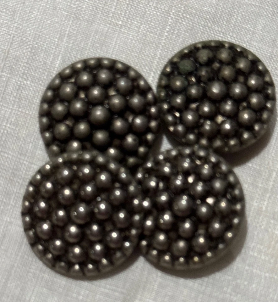 VTG 60's SET of 4 Buttons Antiqued Silver metal dots with black Antiquing 23 mm - Image 4 of 4