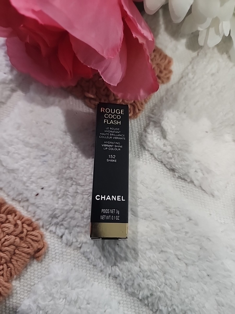 CHANEL - ROUGE COCO FLASH - Hydrating Vibrant Shine Lip Colour
