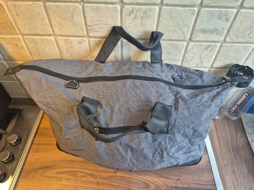 Hugo Boss Parfums Weekend Bag / Reisetasche - Bild 8 von 13