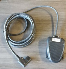 REFURB Linemaster 632-S Clipper Foot Switch, Electrical, Single Pedal, Momentary