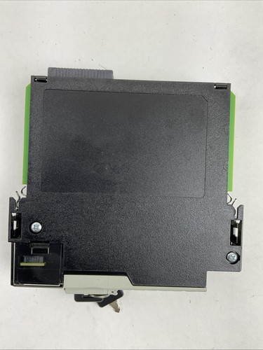 ALLEN BRADLEY 1756-L72 SER B FW 1.010 CONTROLLOGIX CONTROLLER 4 MB - Foto 4 di 6