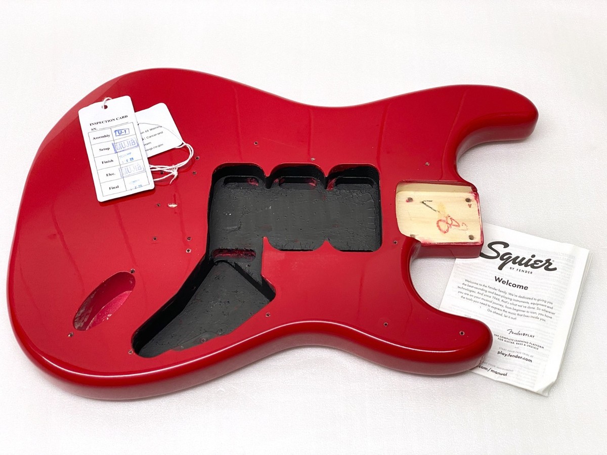 Squier バレット　Stratocaster 赤　ボディ不明 Fender Squier HARDTAIL STRAT BODY Torino Red Stratocaster Electric