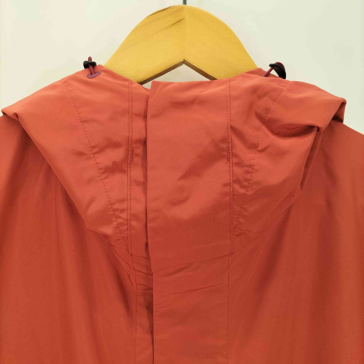 DESCENTE PAUSE Men's Hooded Over Coat Red JPN M 100 DESCENTE PAUSE Men's Hooded Over Coat Red JPN M 100