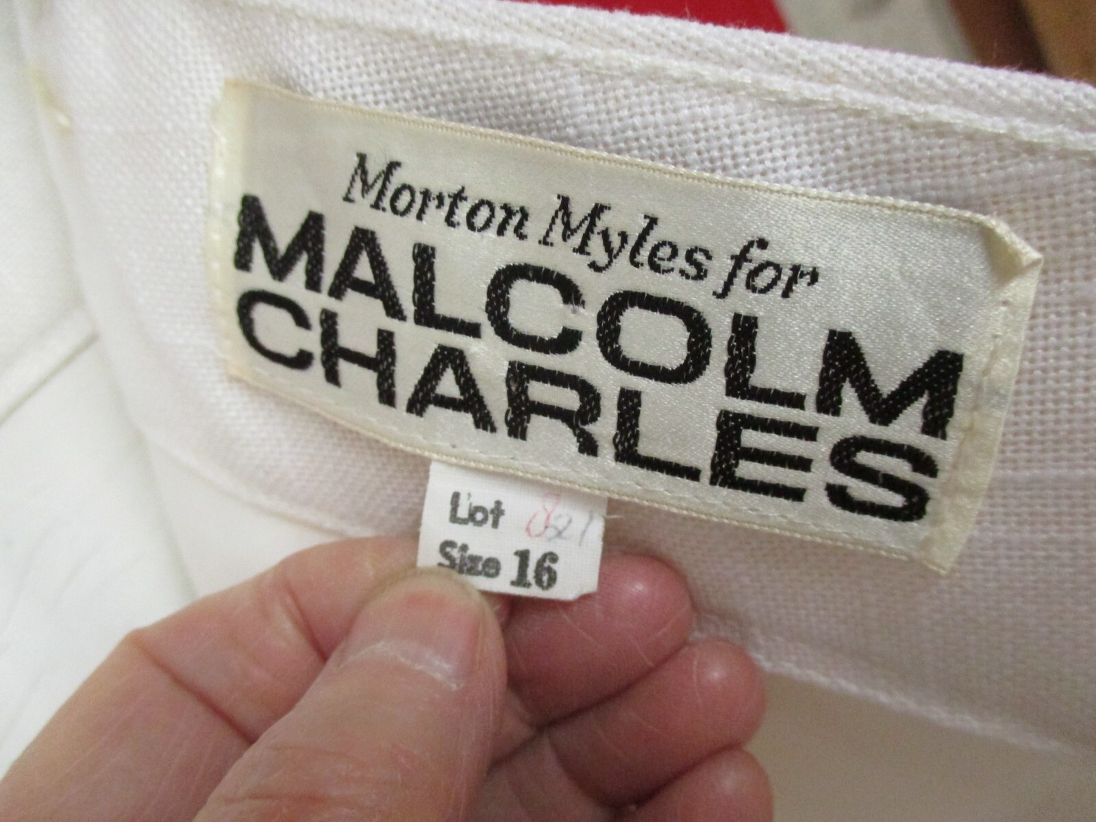 Morton Myles for Malcolm Charles long cream Linen… - image 8