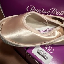 Russian Pointe Saut Shoes BRAND NEW 37/ W3/ V1/ P with Drawstring