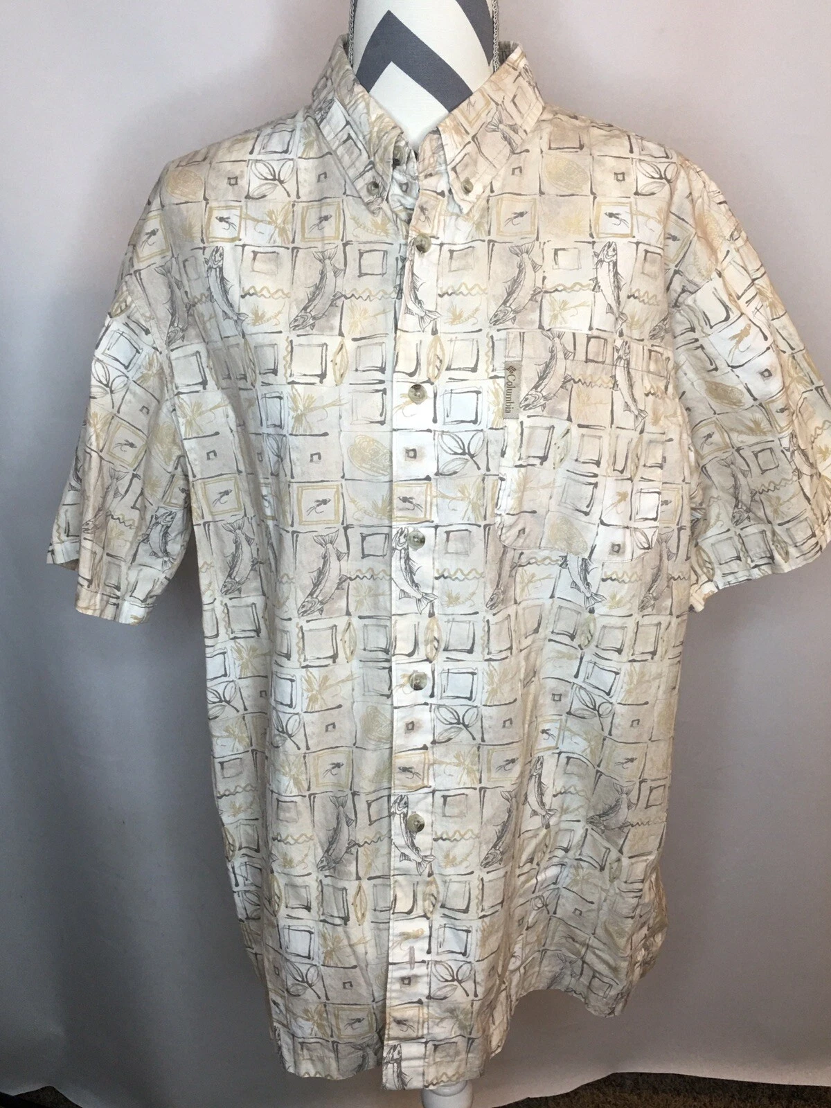 Columbia River Lodge Men L Fishing Shirt Short Sleeve Button Down Brown