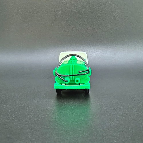 Tomica No. 37 Isuzu Elf Vacuum Truck, Made In Japan - Picture 5 of 7