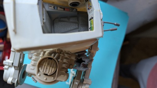 Star Wars 1977 AT Imperial Walker With No Lids - Picture 8 of 16