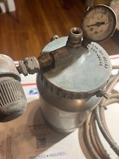 Devilbiss 2 Quart Automotive Pressure Pot