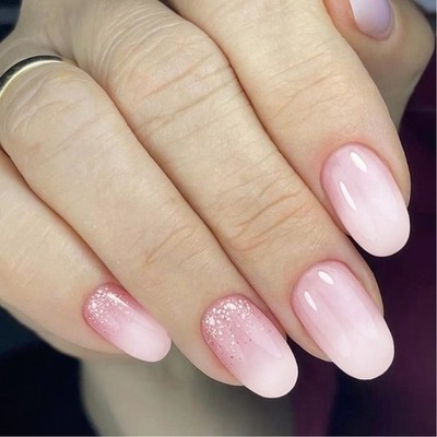 24Pcs Shimmering False Nail ons Short Oval Press On Nail for Daily Wear