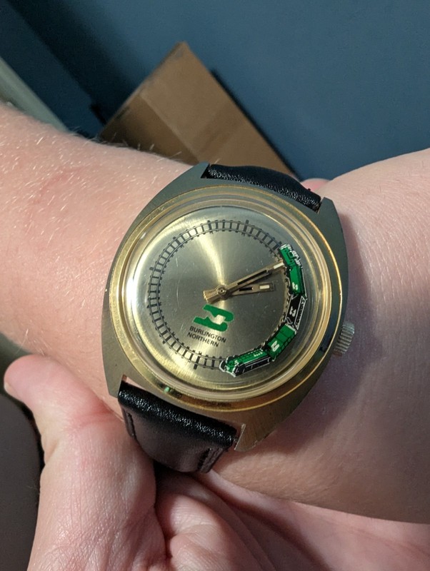Burlington Northern Railway Watch - Pilex Co - 17 Jewel Manual Wind
